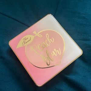 Too Faced Peach Blur Finishing Powder